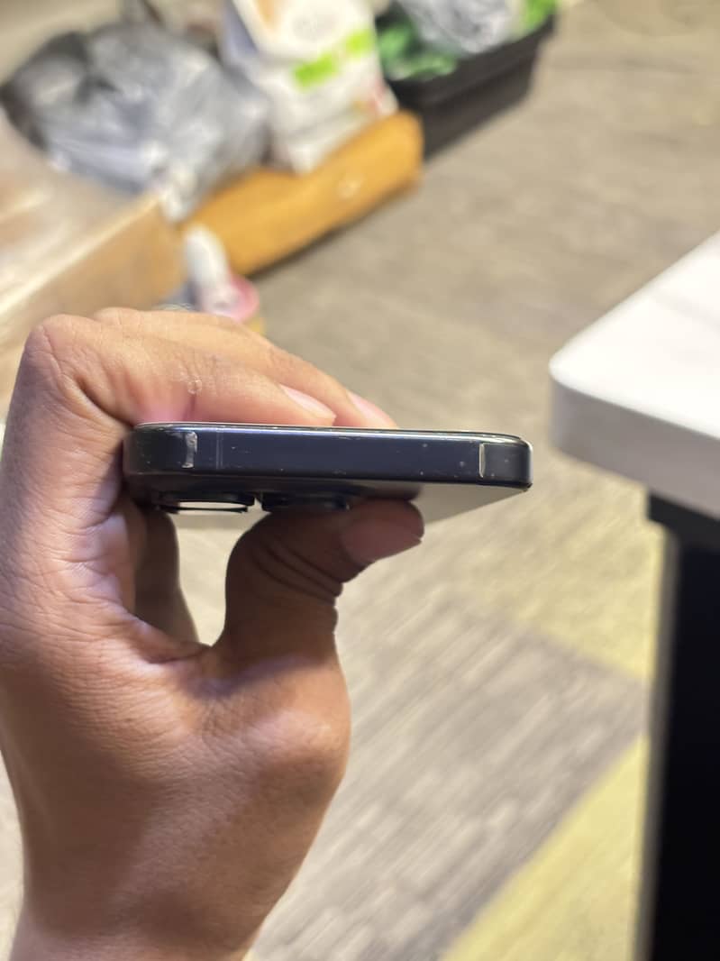 Apple iPhone 15 Pro 5