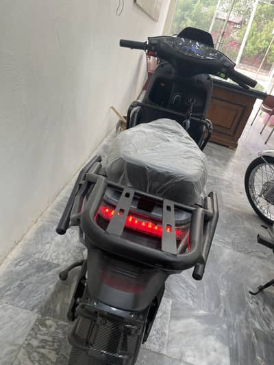 YJ Future Z9
