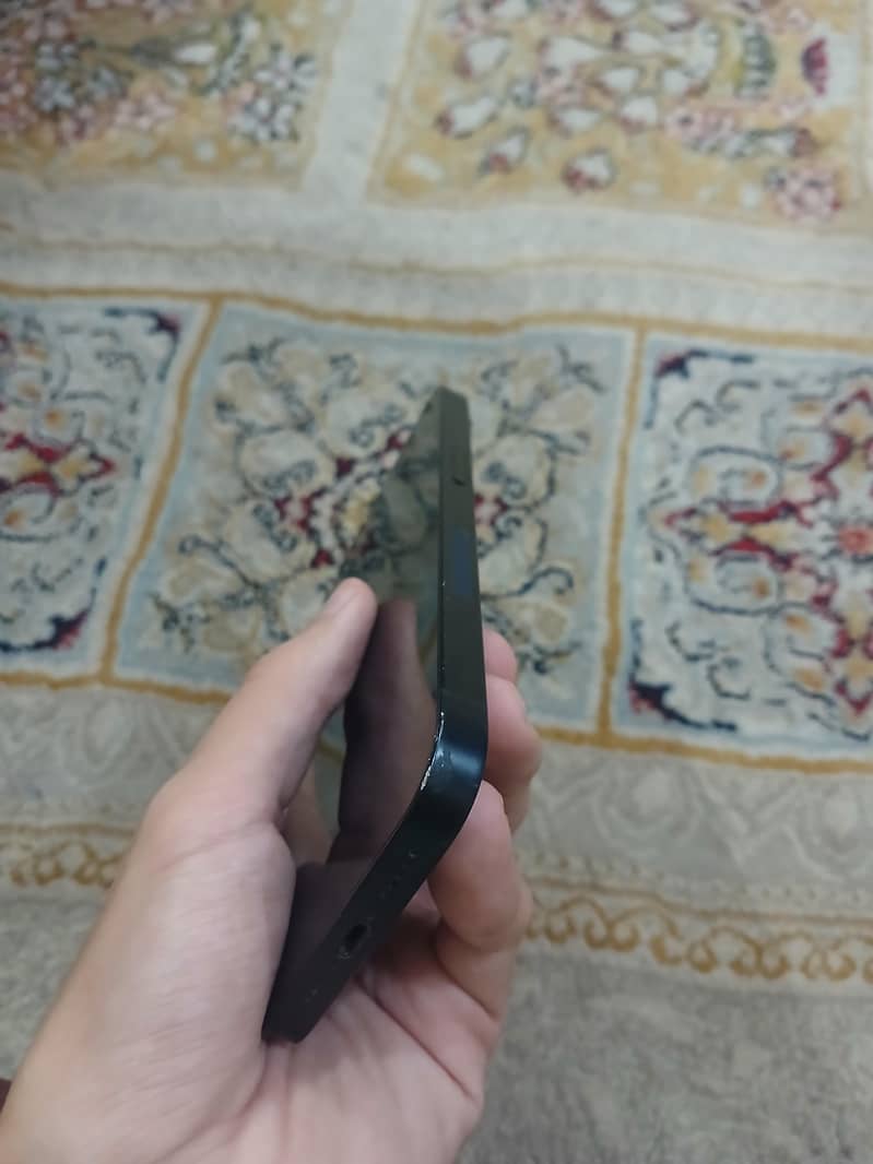 Apple iPhone 14 1