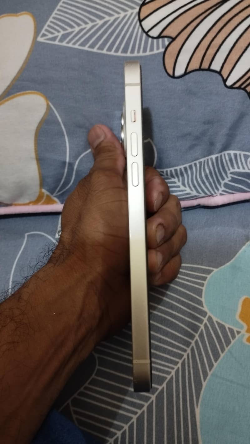 Apple iPhone 14 plus 5