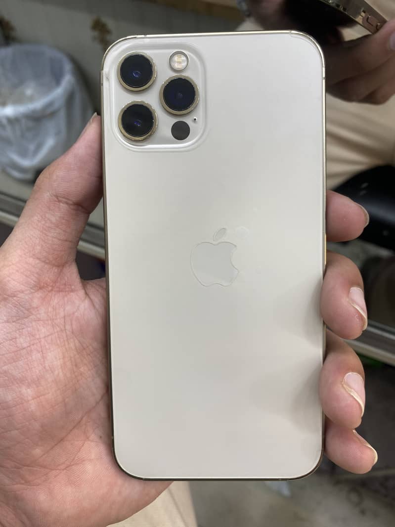 Apple iPhone 12 Pro 6