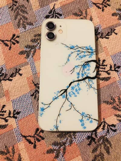 Apple iPhone 12