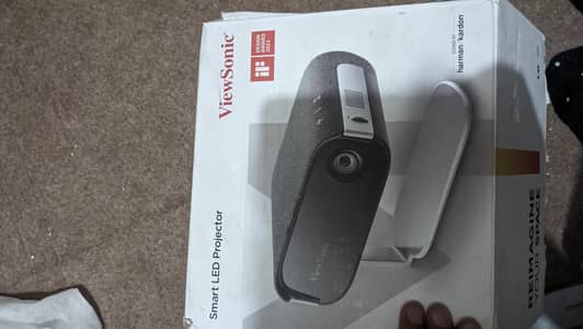 Smart LED Portable Projector with Harman Kardon Speakers​​