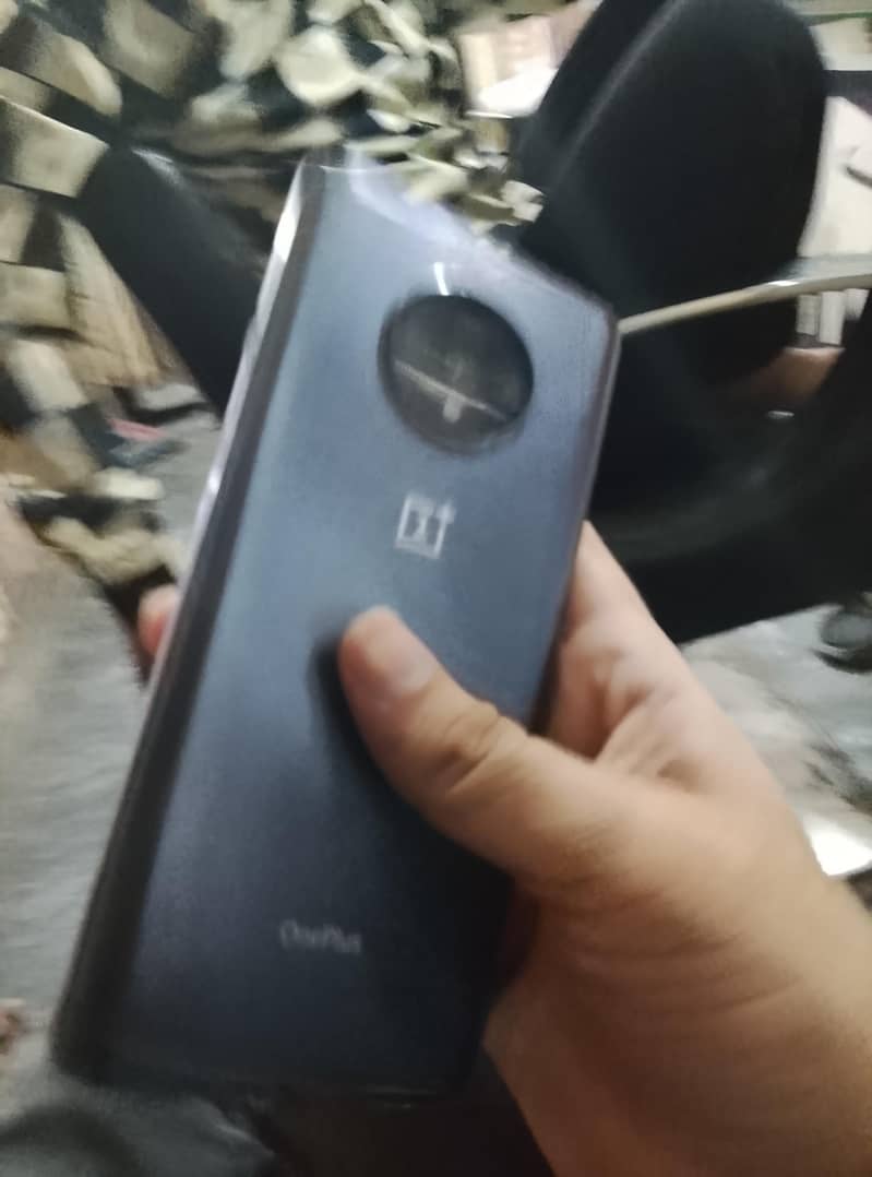 one plus 7T 1