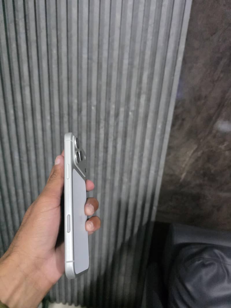 Apple iPhone 17 Pro Max 2