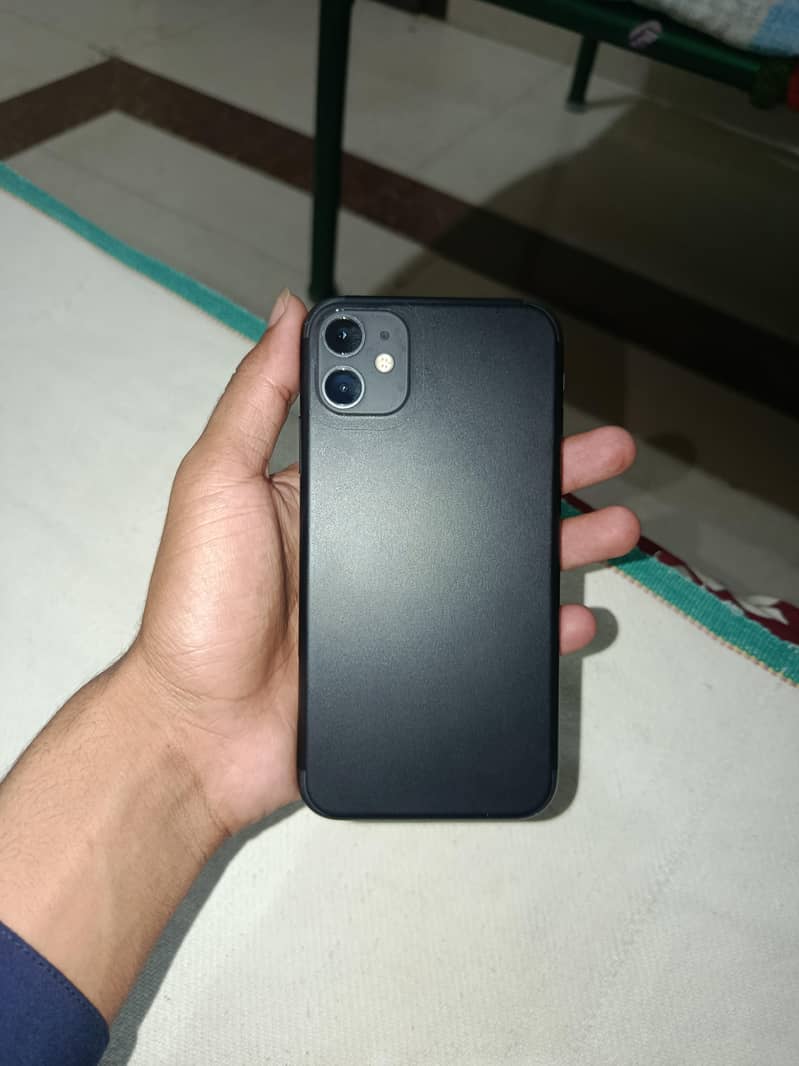 Apple iPhone 11 0