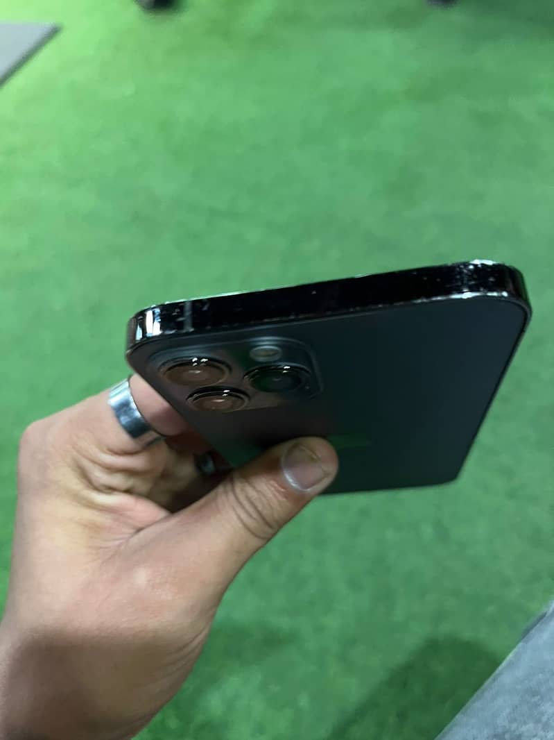Apple iPhone 12 Pro Max 7