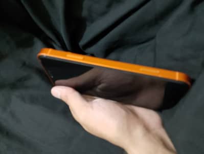 Apple iPhone XR. 128 gb ha. . mdm ha . . ? Contact number 03151550350