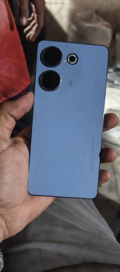 Tecno CAMON 20