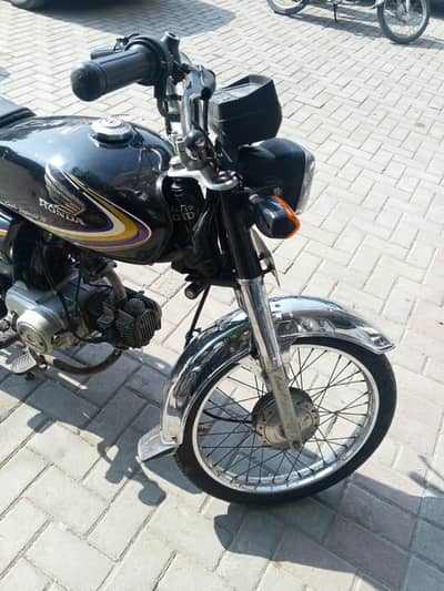 Honda CD 70 For Sale in Lush Condition