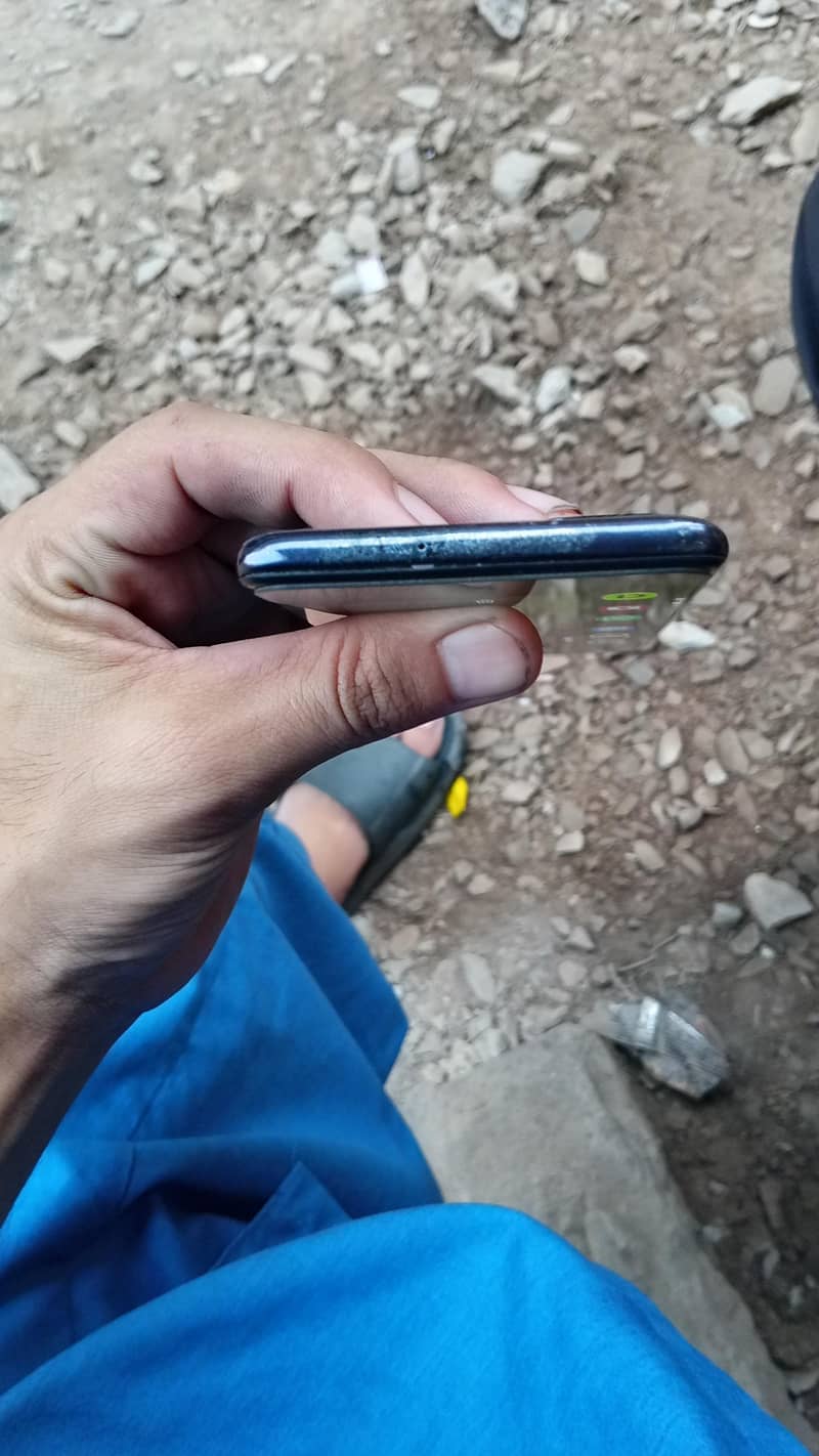 Samsung Mobile A71 4