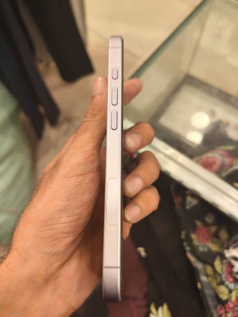 Apple iPhone 17 1