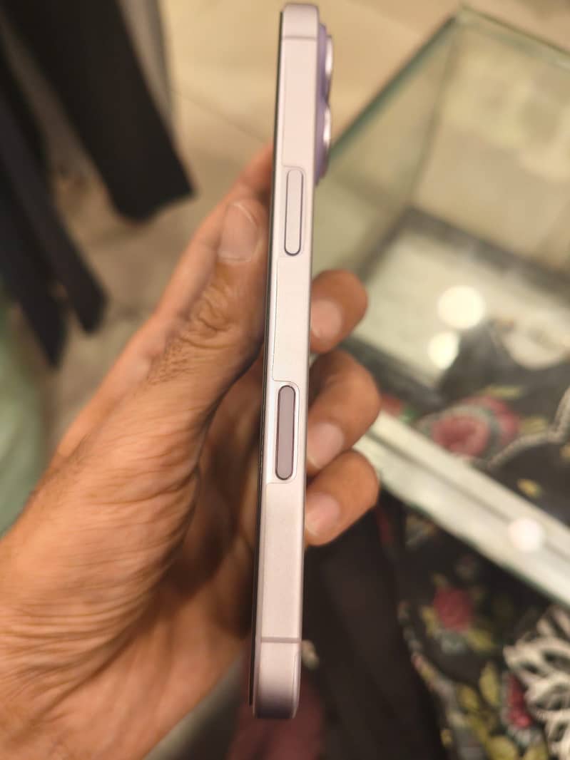 Apple iPhone 17 2