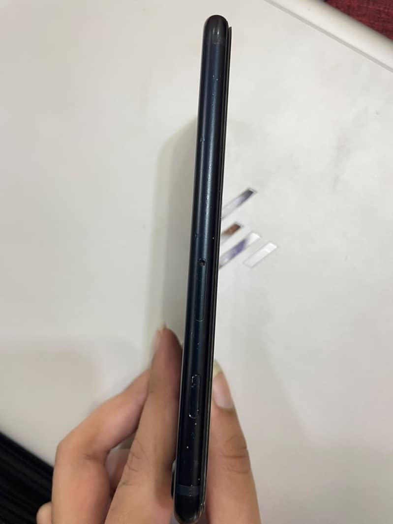 Apple iPhone SE 3rd Generation 2