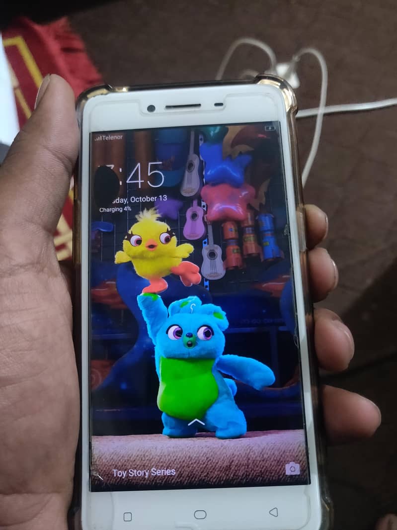 OPPO A37 2