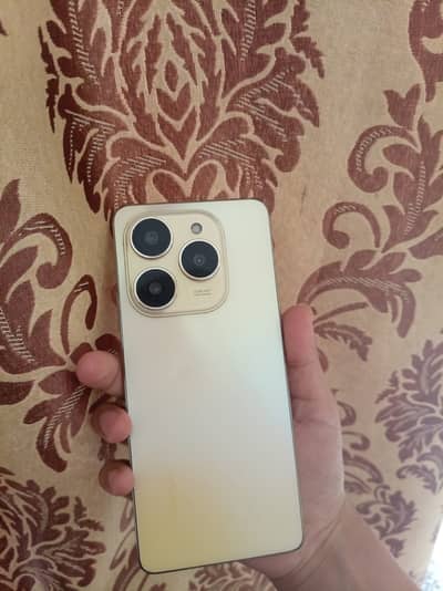 Tecno Spark 20 Pro