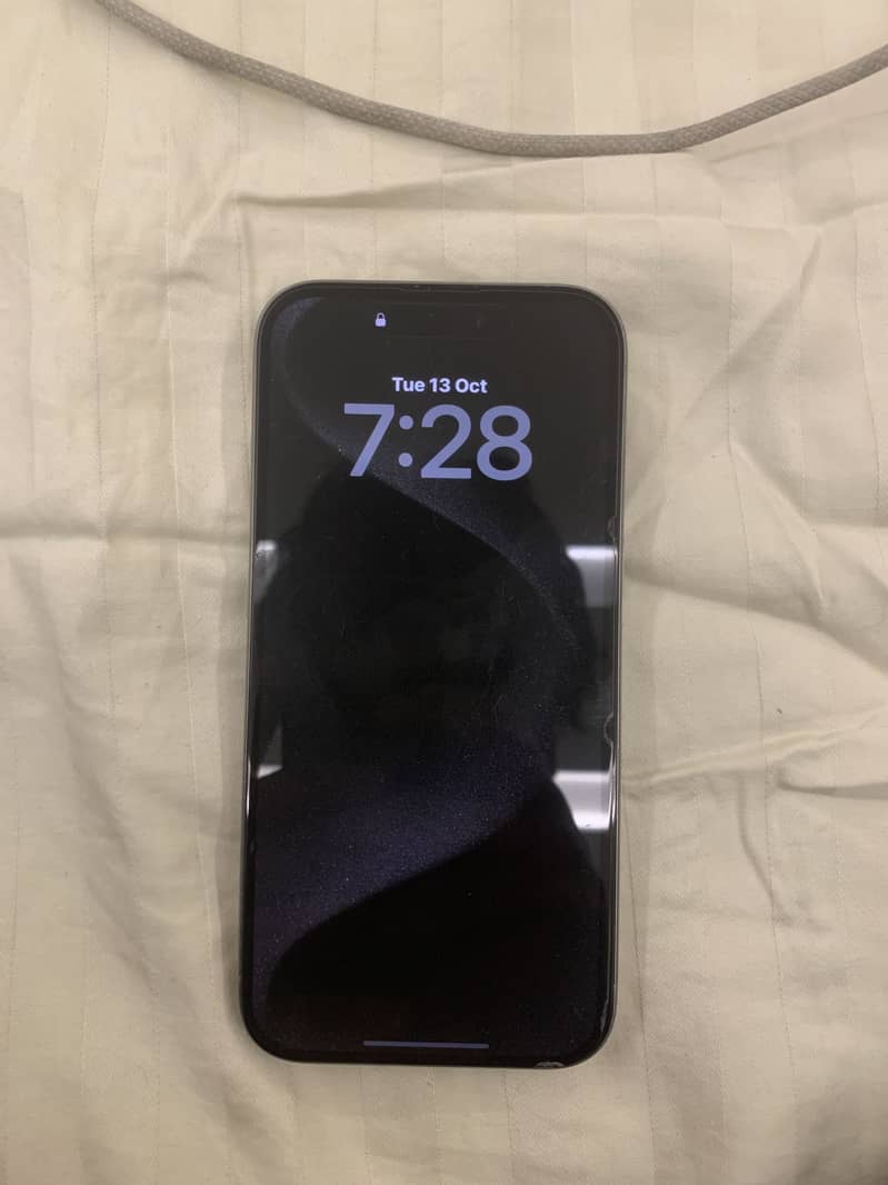 Apple iPhone 15 Pro 4
