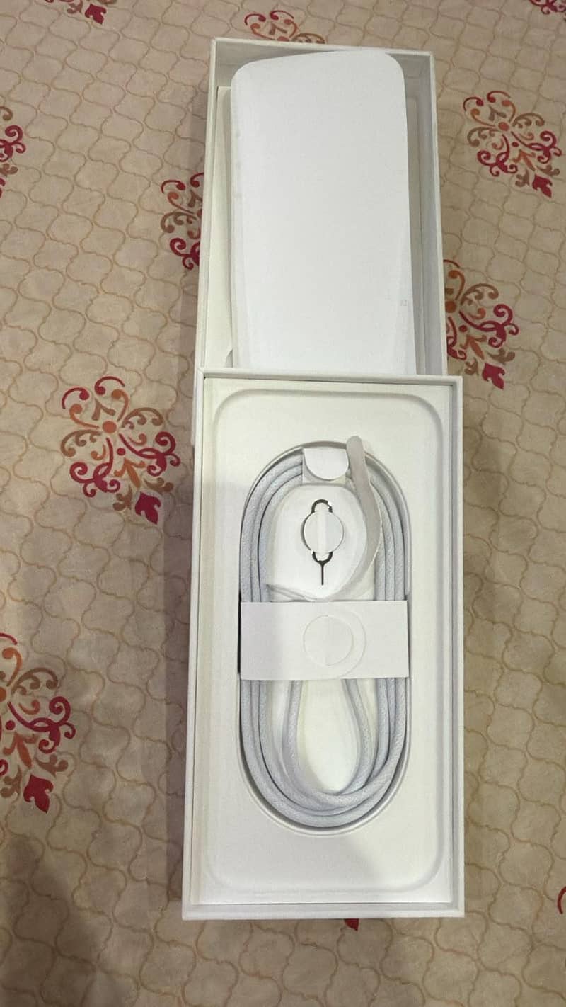 Apple iPhone 17 Pro Max 3