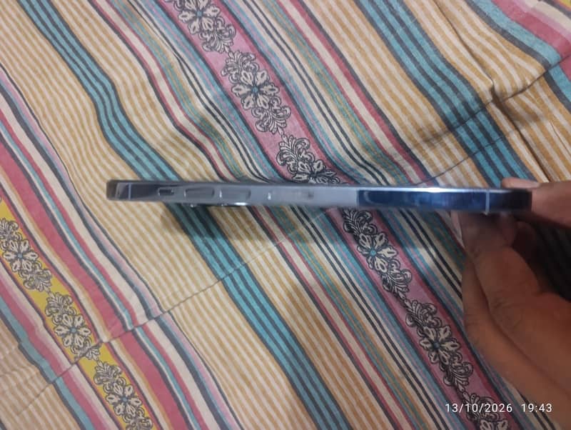 Apple iPhone 13 Pro Max 5
