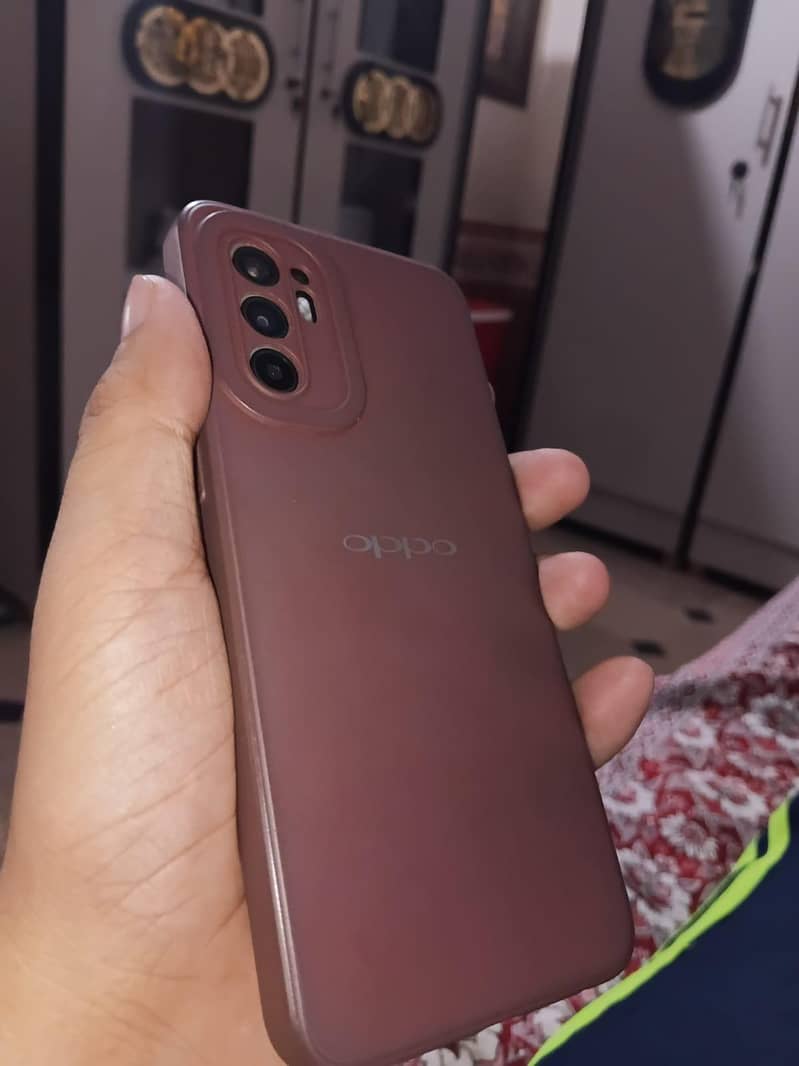 OPPO Reno 3