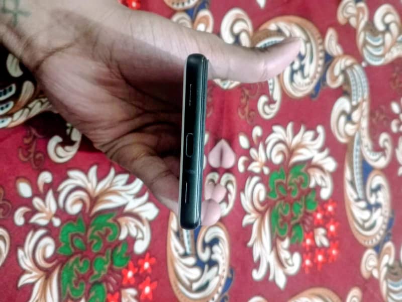 Google Pixel 6a 5