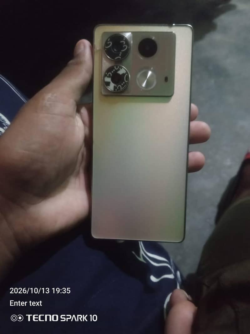 Infinix Note 40 0