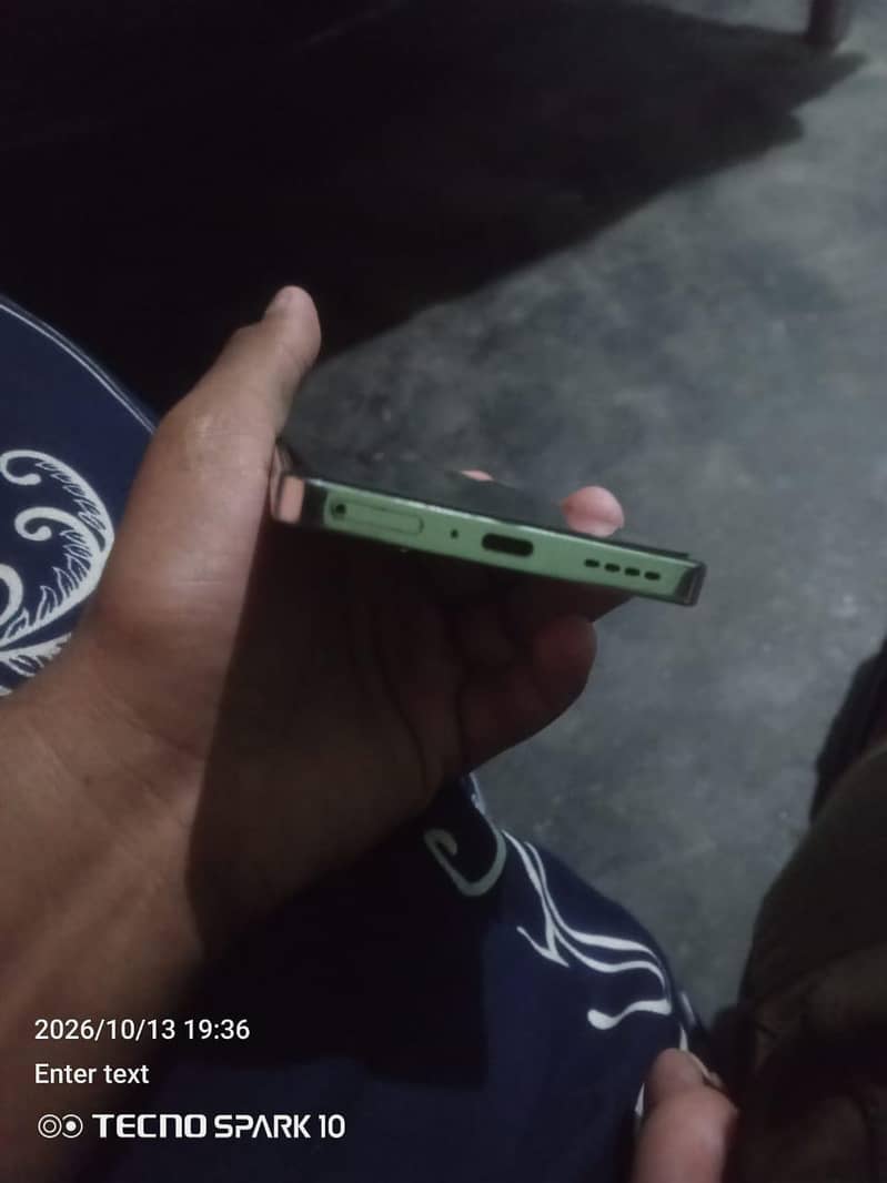 Infinix Note 40 4