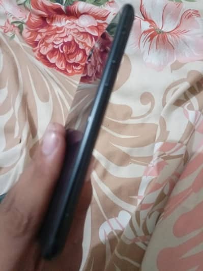 Apple iPhone SE