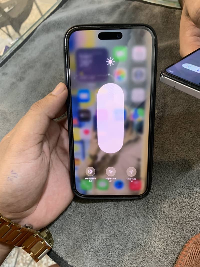 Apple iPhone 14 Pro Max 2