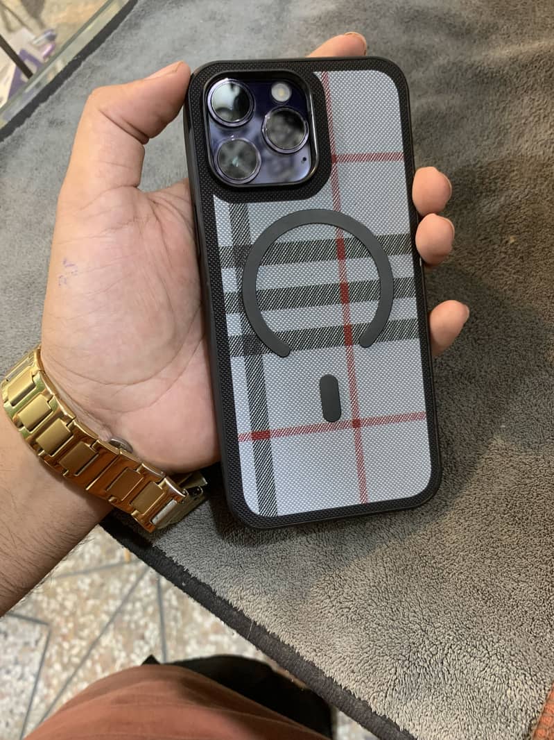 Apple iPhone 14 Pro Max 3