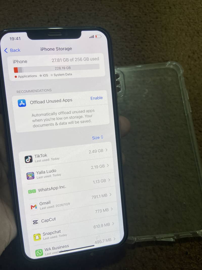Apple iPhone XS Max 5