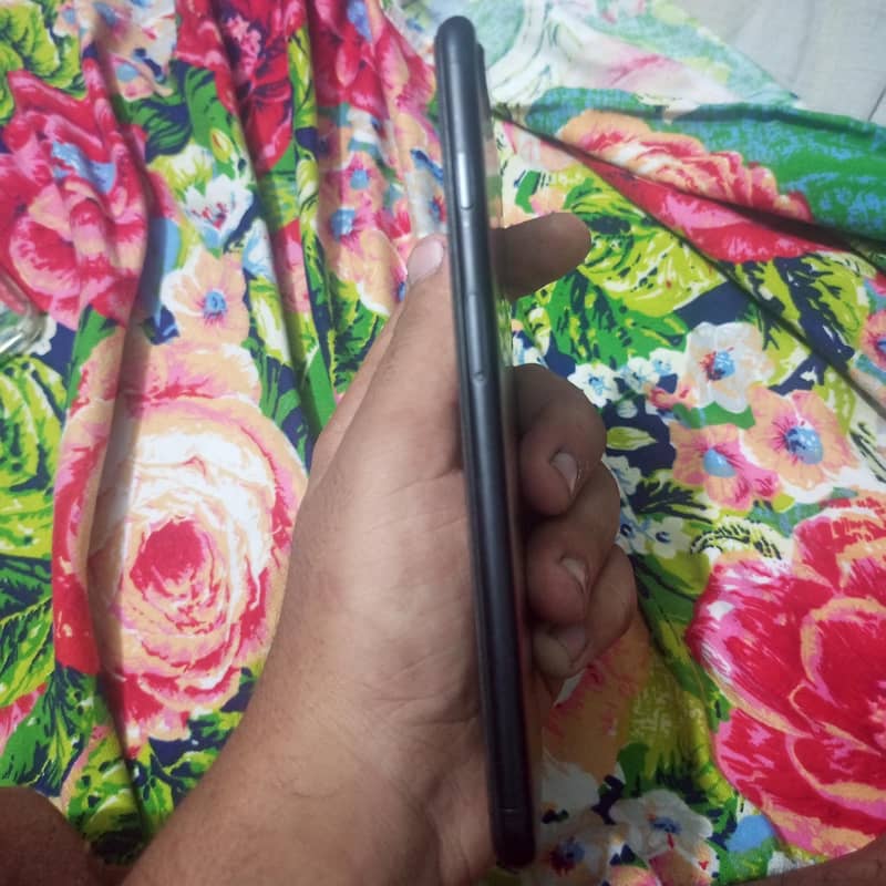Apple iPhone 7 Plus 1