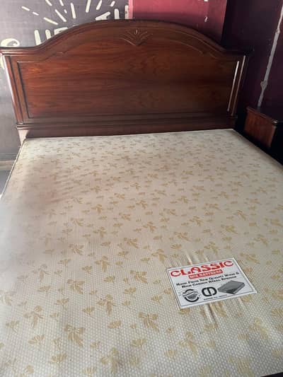 Chinioti SolPure Sheesham Wood Classic Bed Set & Modern Dark Brown Bed