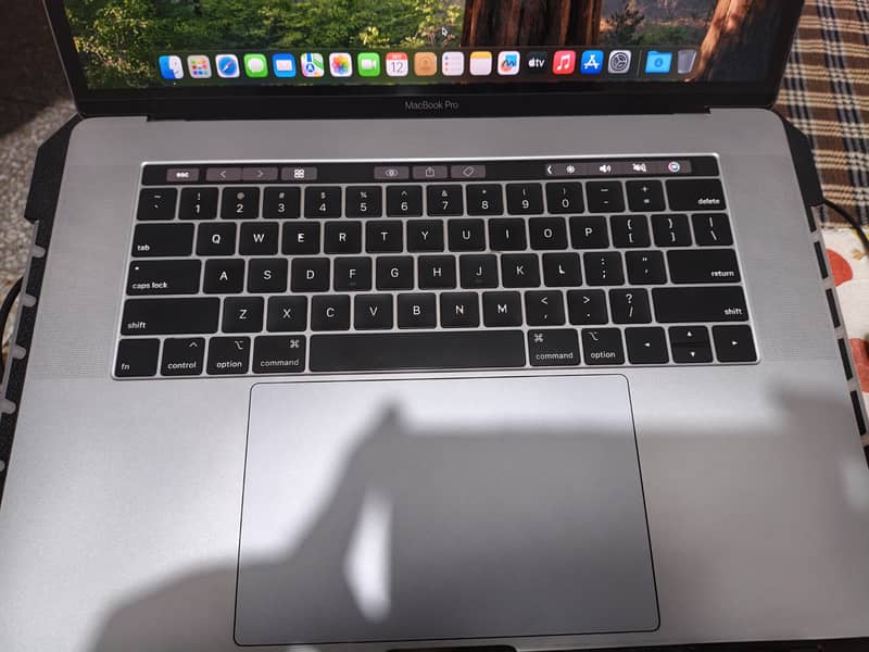 Macebook pro 2019 7