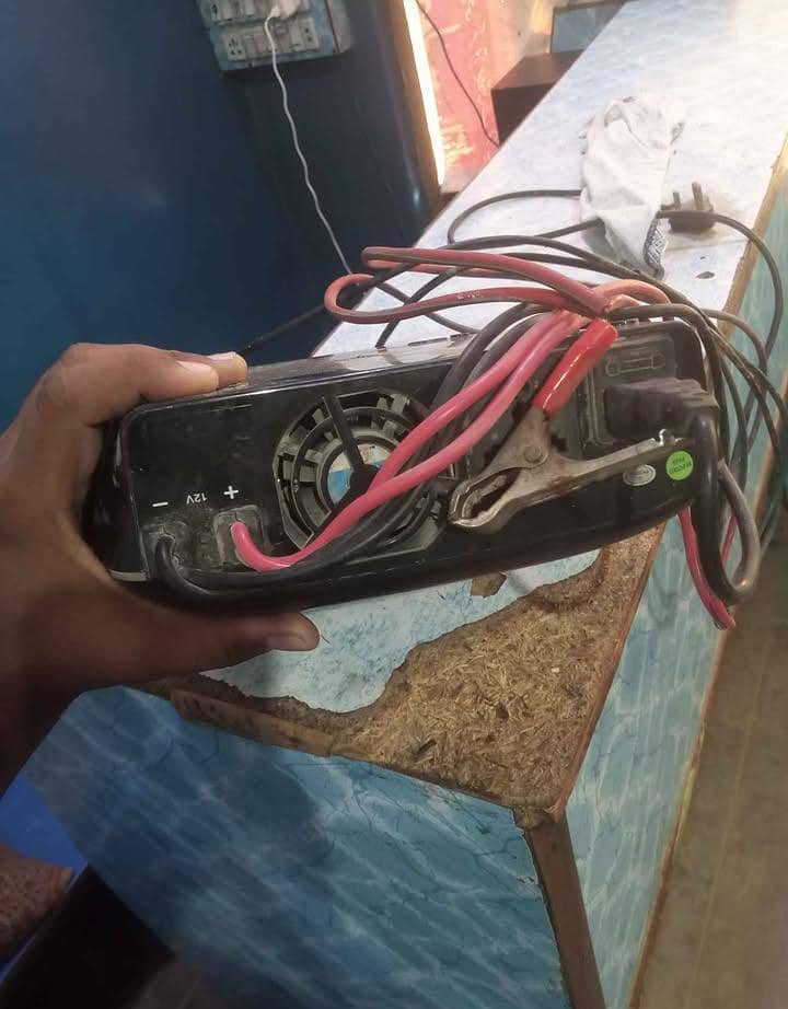 Easy Tech UPS 2
