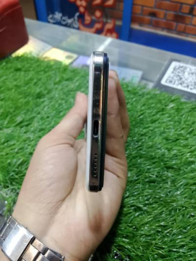 Vivo Y29