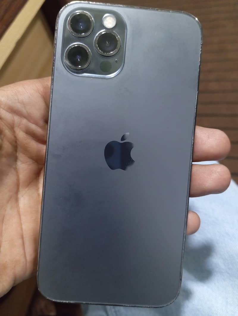 Apple iPhone 12 Pro 1
