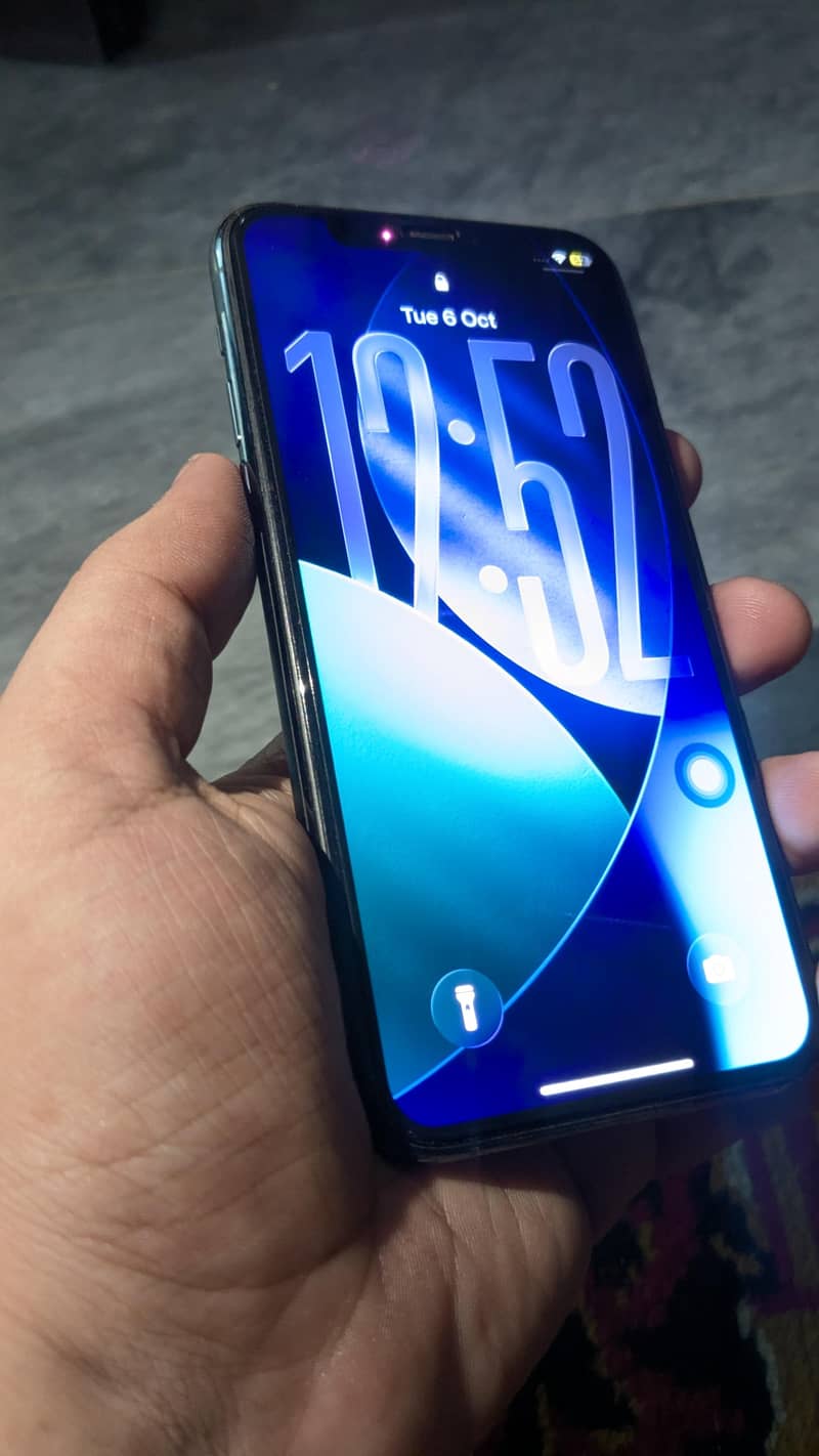 Apple iPhone 11 Pro 0