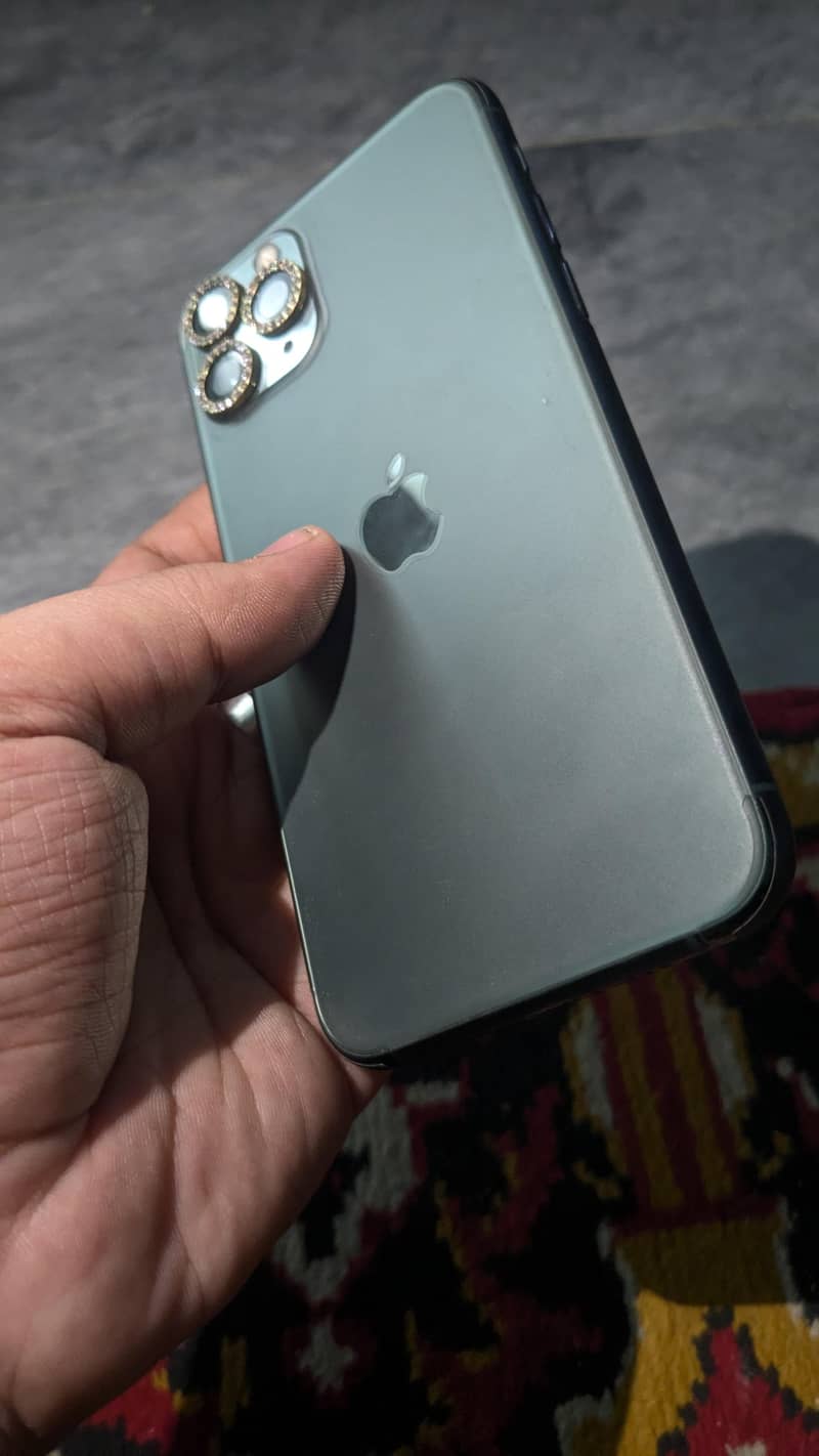Apple iPhone 11 Pro 1