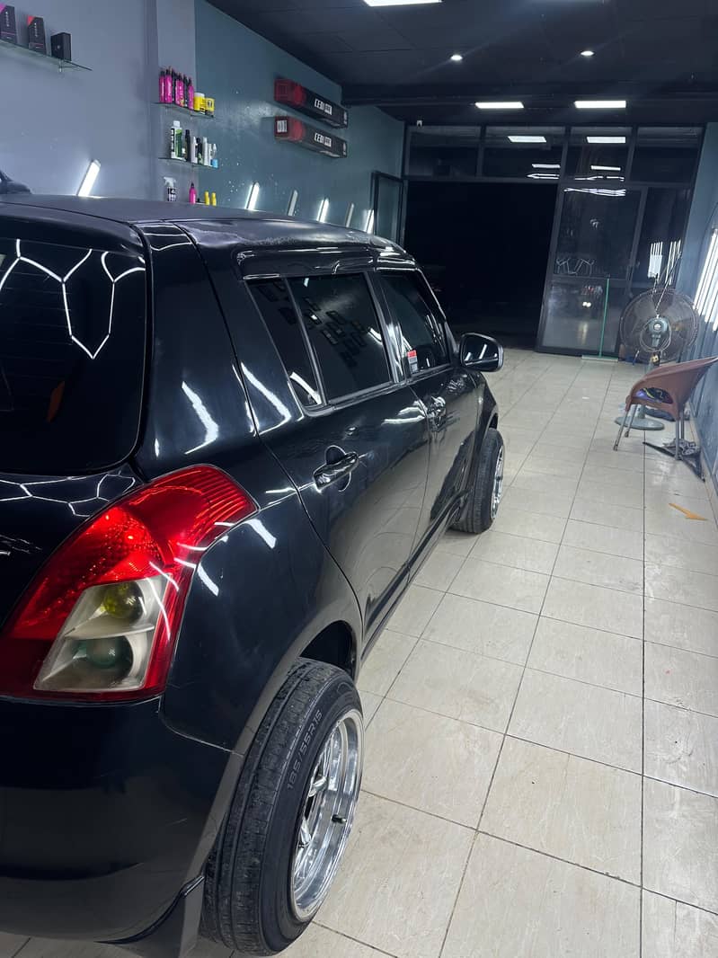 SWIFT DLX 3
