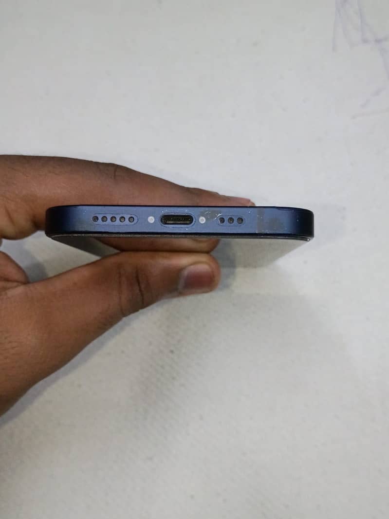 Apple iPhone 12 5