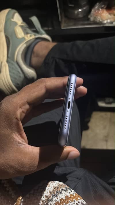 Apple iPhone 11