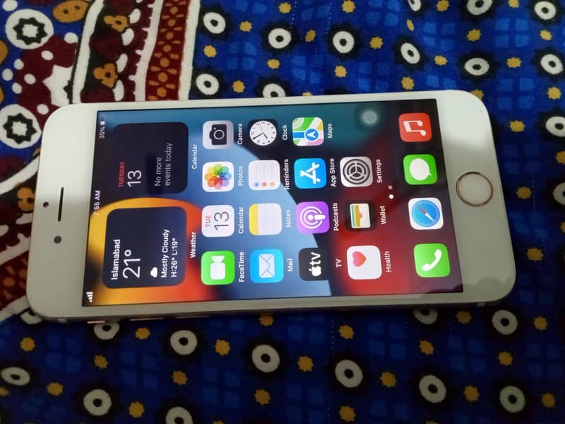 Apple iPhone 6S 1