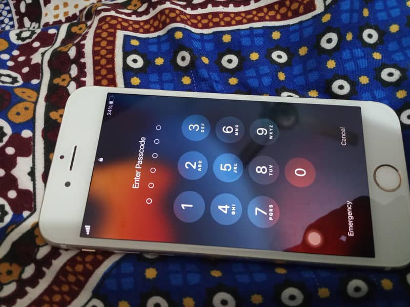 Apple iPhone 6S 2