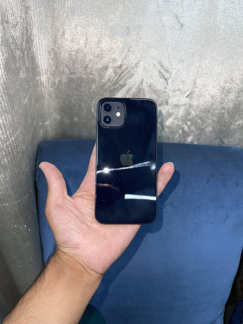 Apple iPhone 12 5