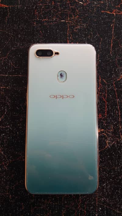 OPPO F9 Pro