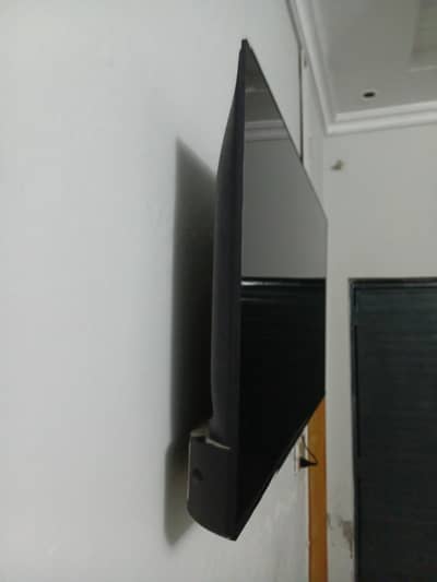 TCL 40inchs Led Screen