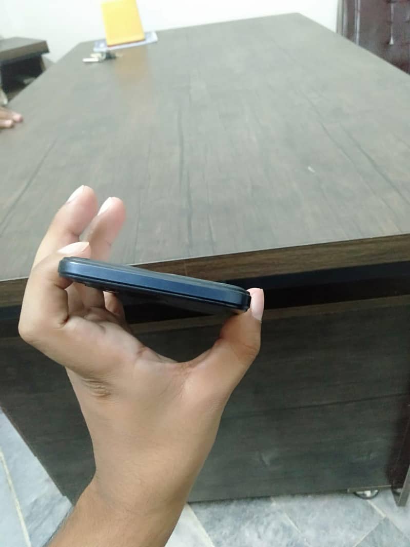 Infinix Note 12 5