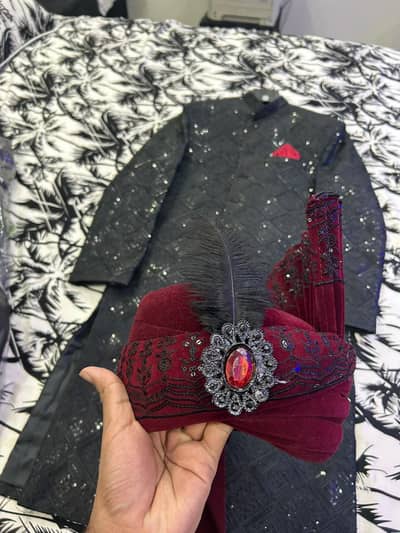 Groom Barat Sherwani + Mahroon Kolaa
