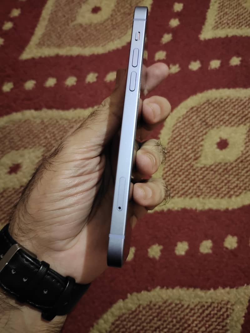 Iphone 12 3
